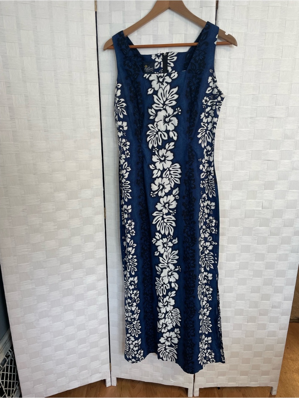 Navy & White Floral Maxi Dress - Royal Creations size Large - Picture 10 of 10